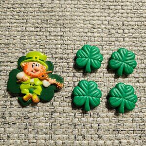 St. Patricks Day Vintage Brooch Button Covers Clover Leprechaun Russ Shamrock